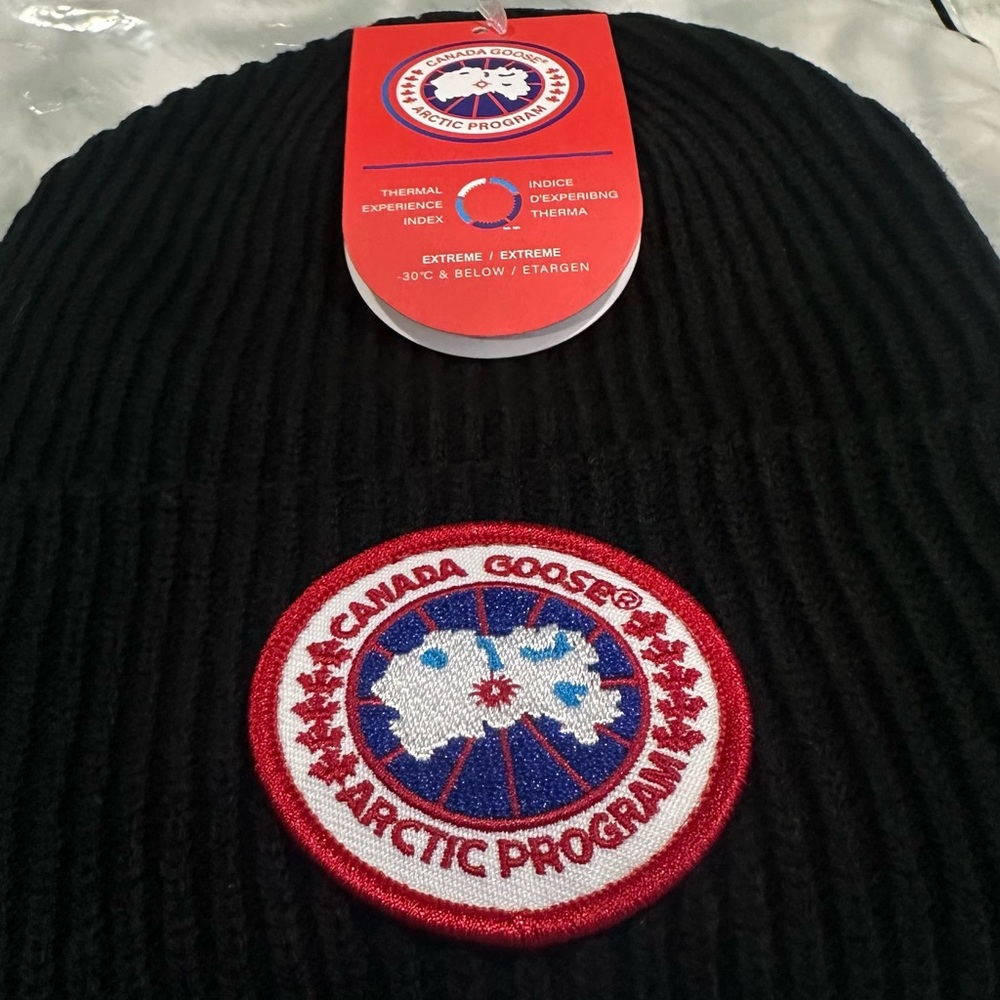 Canada Goose Black Knit Hat